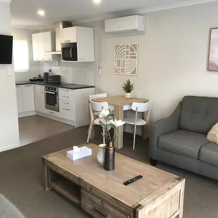 Rose Apartments Central Rotorua- Accommodation & Private Spa Exterior photo